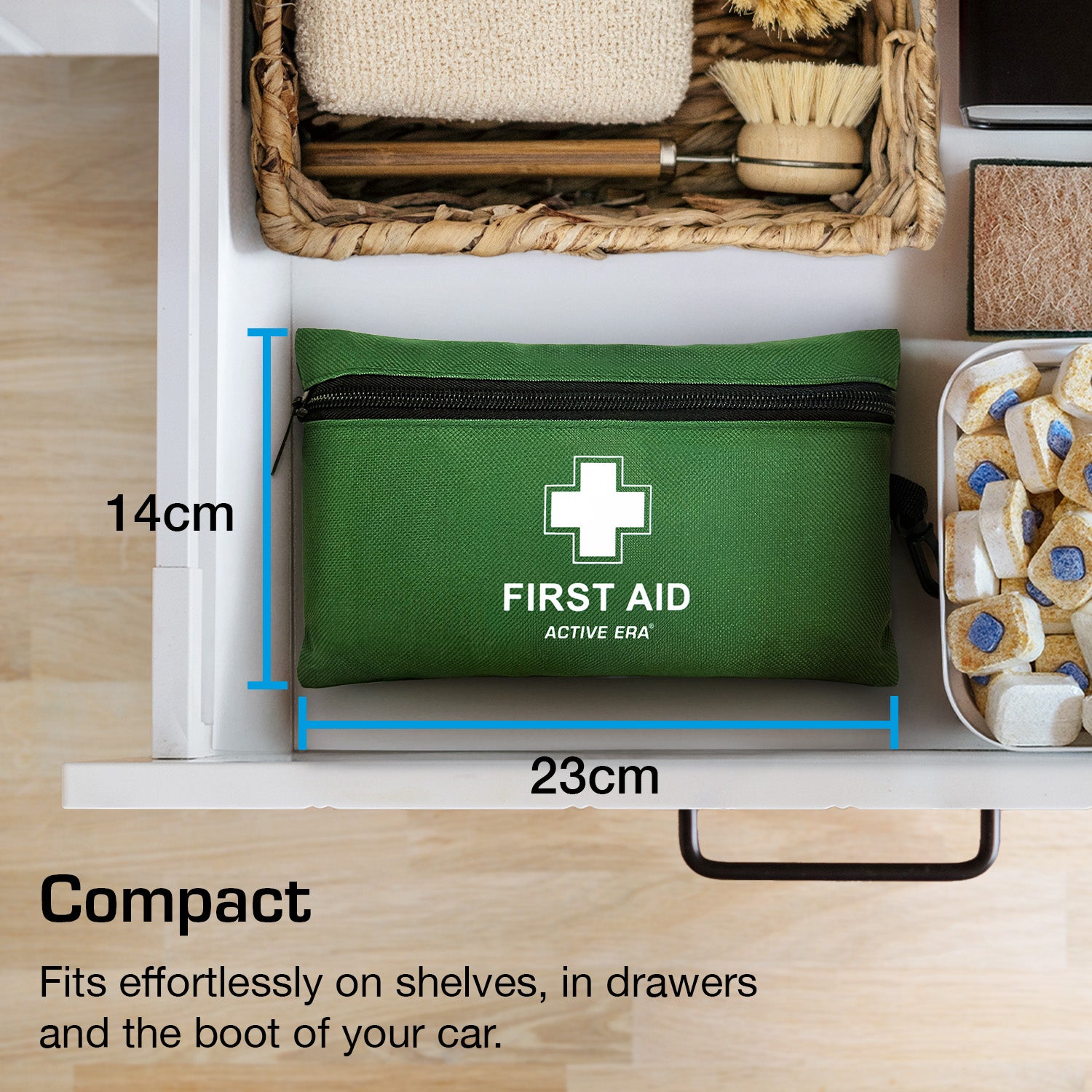 120 Piece Premium First Aid Kit Bag – Green